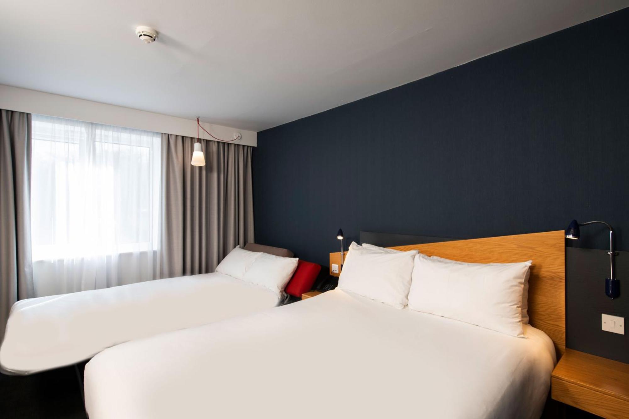 Holiday Inn Express Warwick - Stratford-Upon-Avon, An Ihg Hotel Номер фото